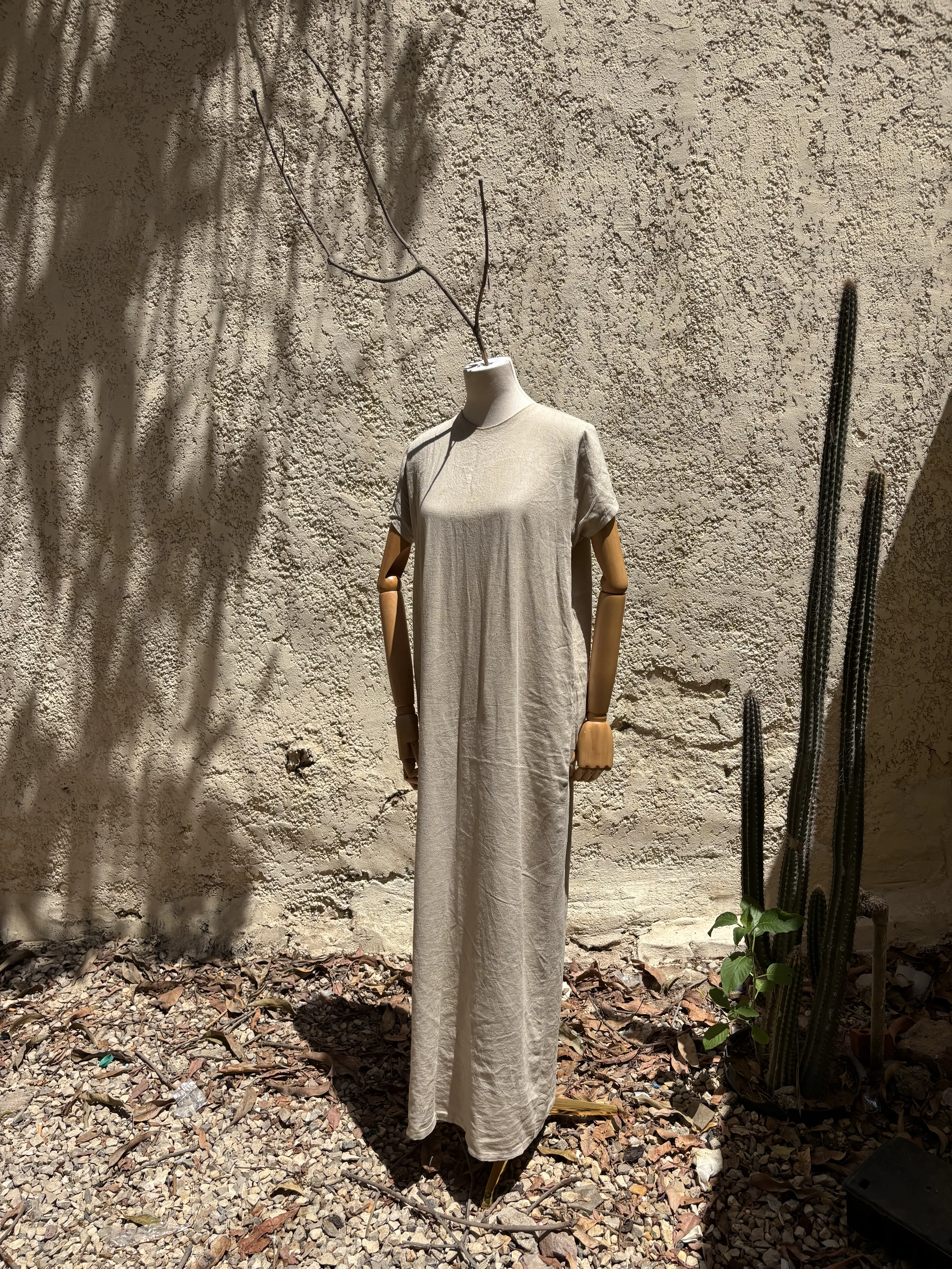 Basic linen dress